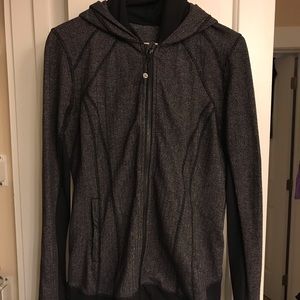 Lululemon / Zip Up Jacket / Size 8